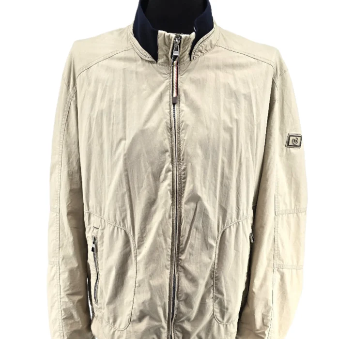 Beige Vintage Jacket Bugatti displayed on a mannequin, featuring a navy contrast collar and zip-up closure