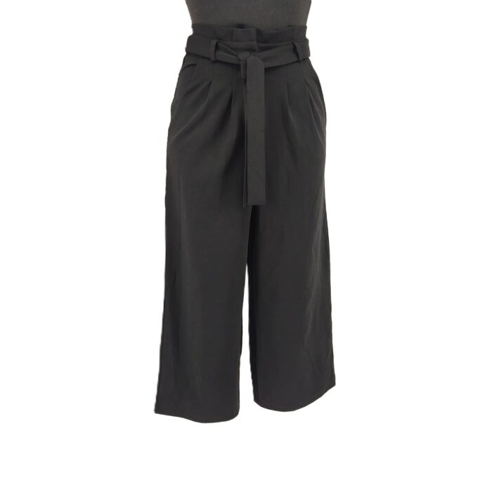 Front view of JDY vintage trousers XS in black with high waist and belt