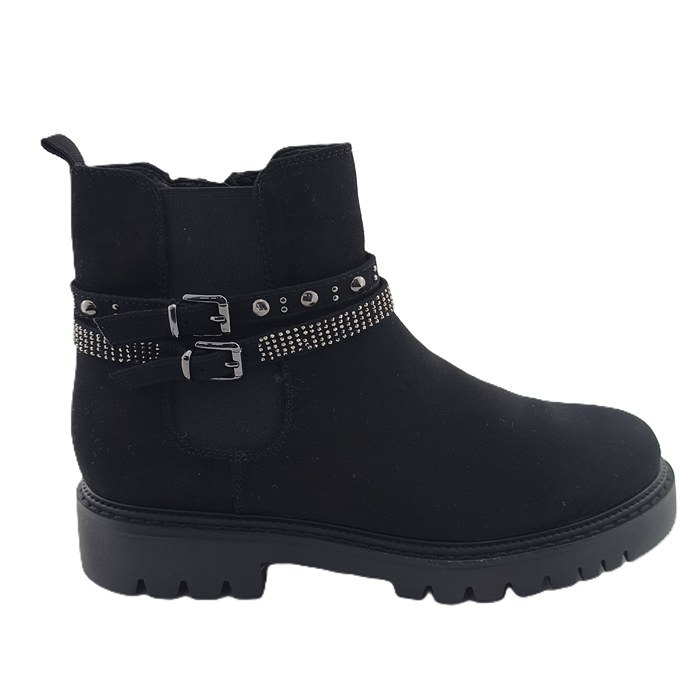alt="Black Vintage Boots Graceland with double buckle straps and studs"