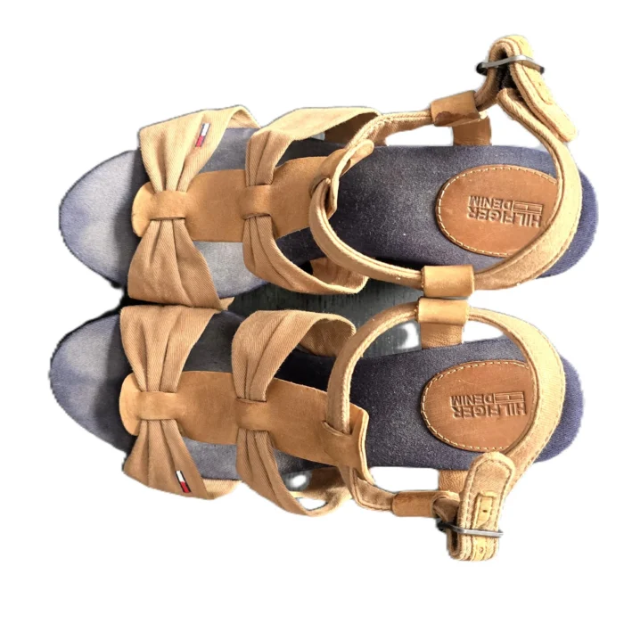 Vintage Ladies Shoes Tommy Hilfiger wedge sandals beige Retro-classic-style bow detail