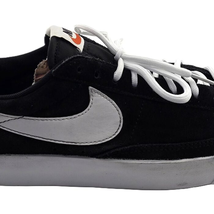 Nike Vintage Ladies Sport Shoes black Retro-90s-style white side Swoosh