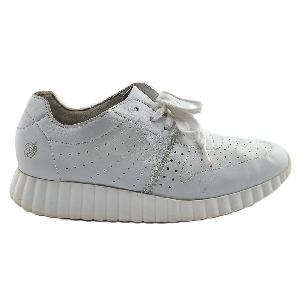 Apple of Eden Vintage Ladies Sport Shoes white Retro-2010s-style side view perforated leather