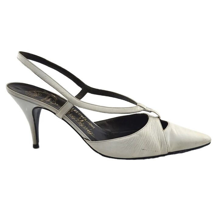 Paris Mode Vintage Ladies Shoes white Retro-era-style slingback side view pointed toe