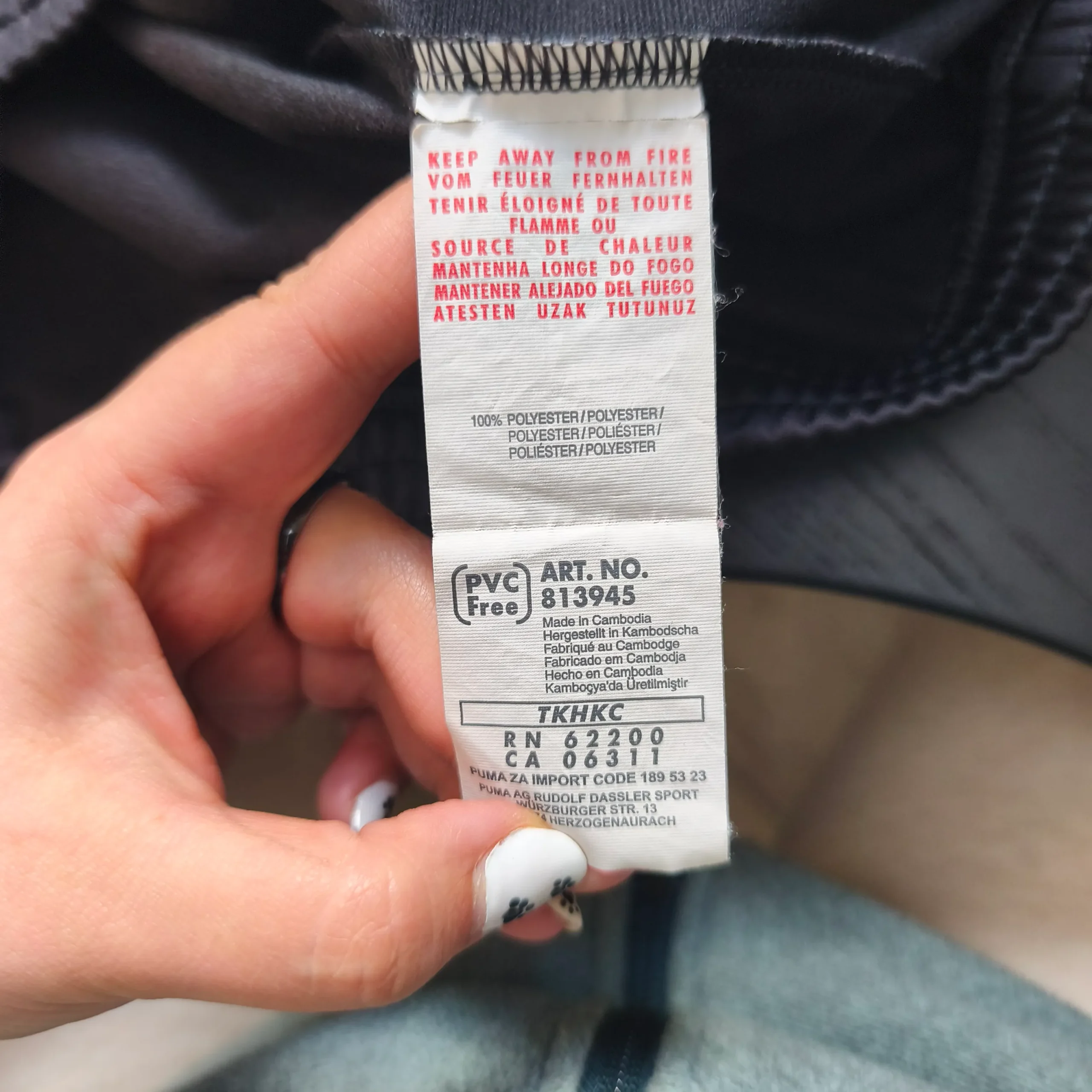 PUMA Vintage vintage style hoodies black white Retro-sporty-style zip-up track jacket detail